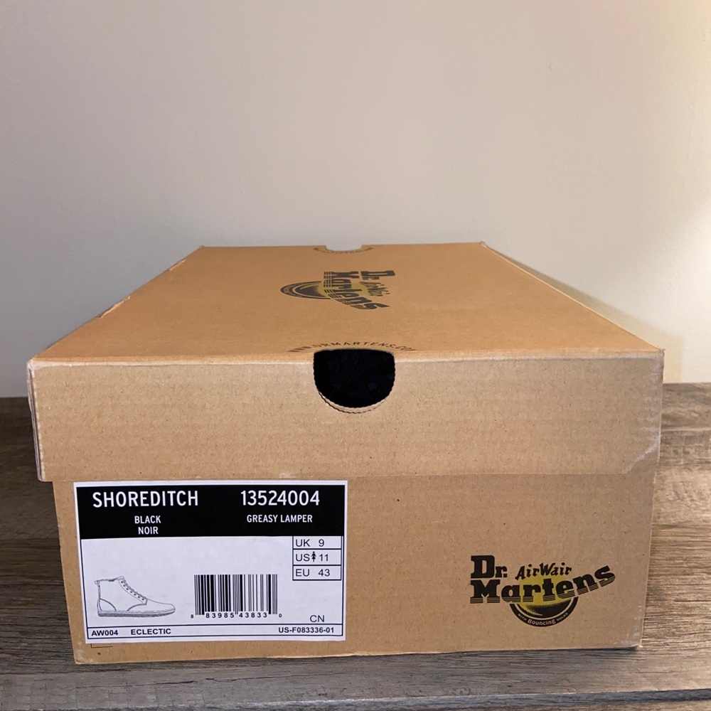 SHOREDITCH BLACK DR. MARTEN BOOTS 🖤